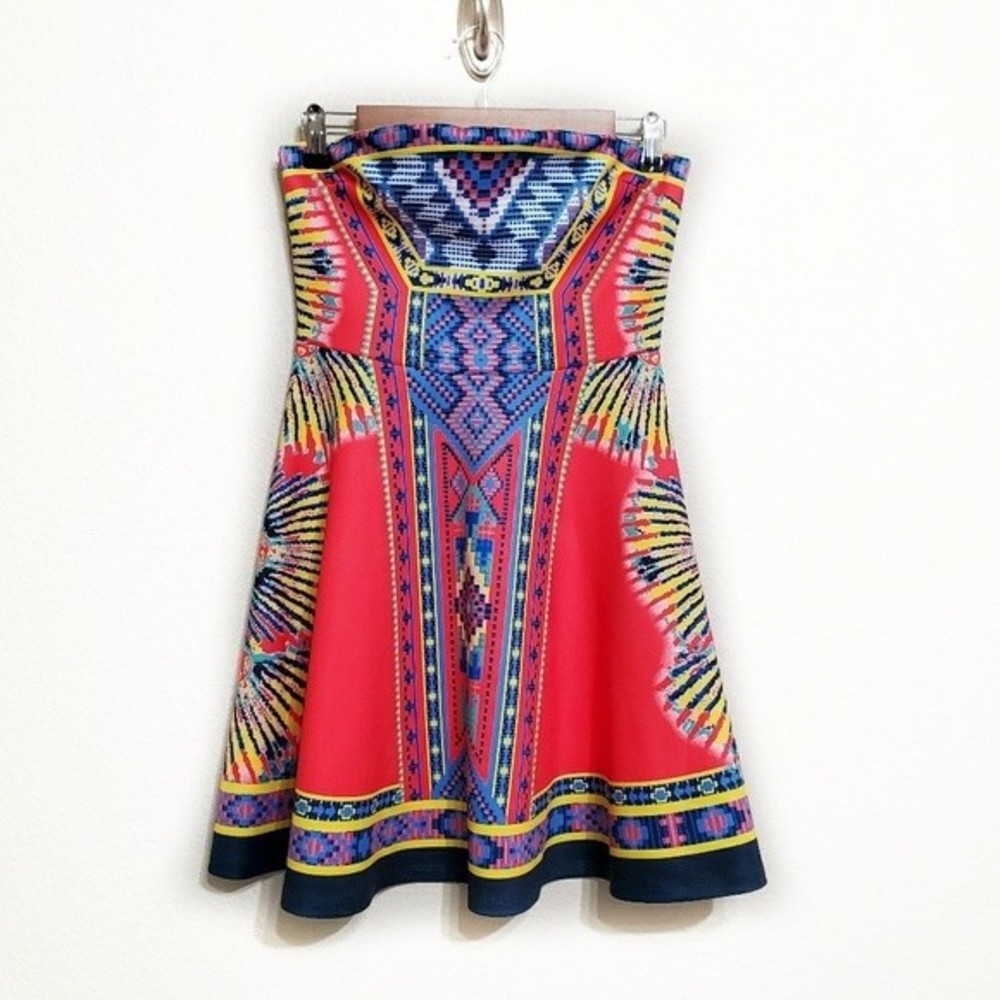 Flying Tomato | Strapless Skater Dress